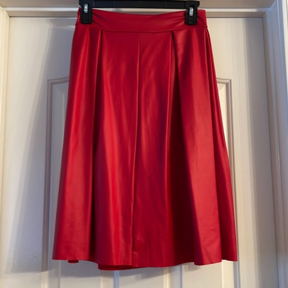Best Cody red skirt size S